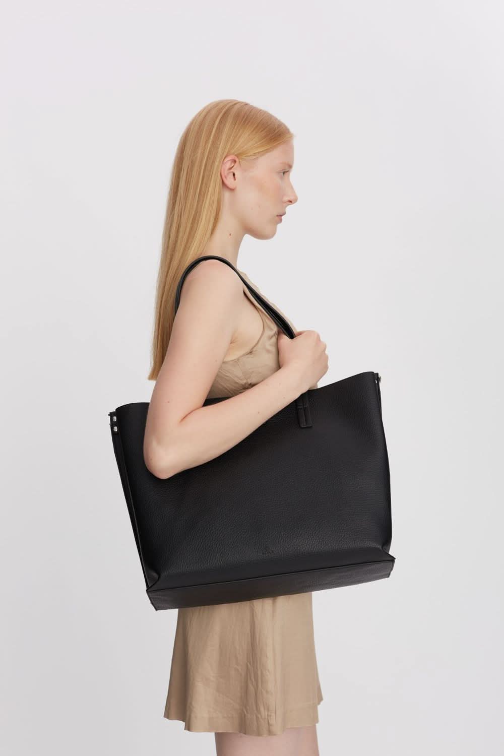 Hello I'm Vegan Fenn Black – Adax Shop