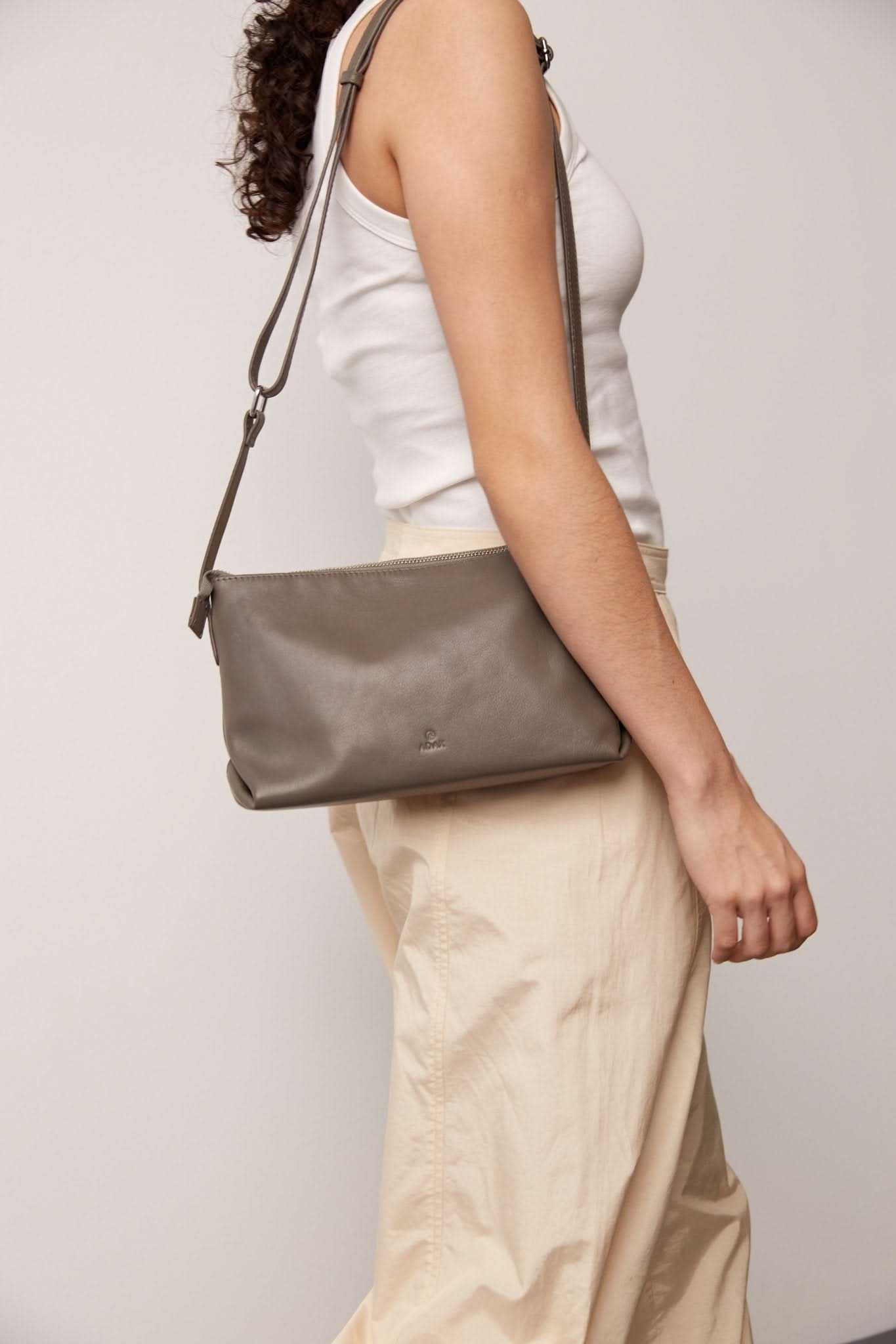 Vittoria shoulder bag Manilla Grey – Adax Shop
