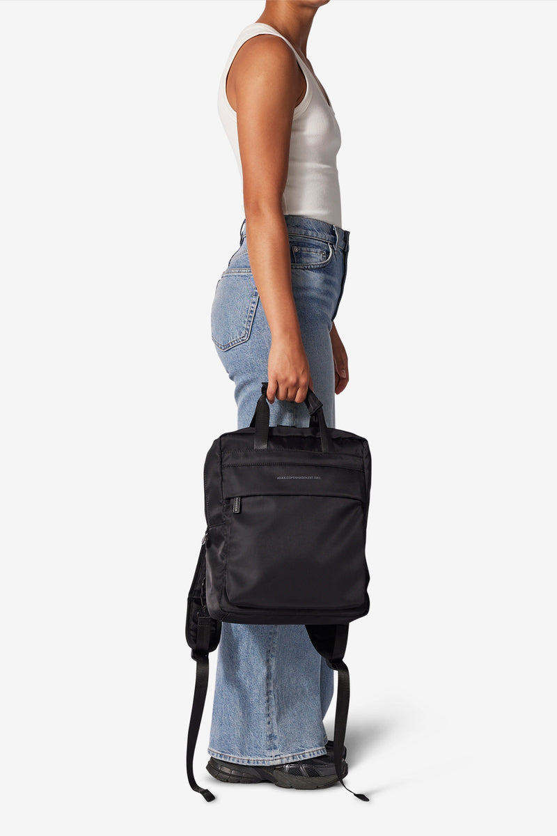 Novara backpack Max Black