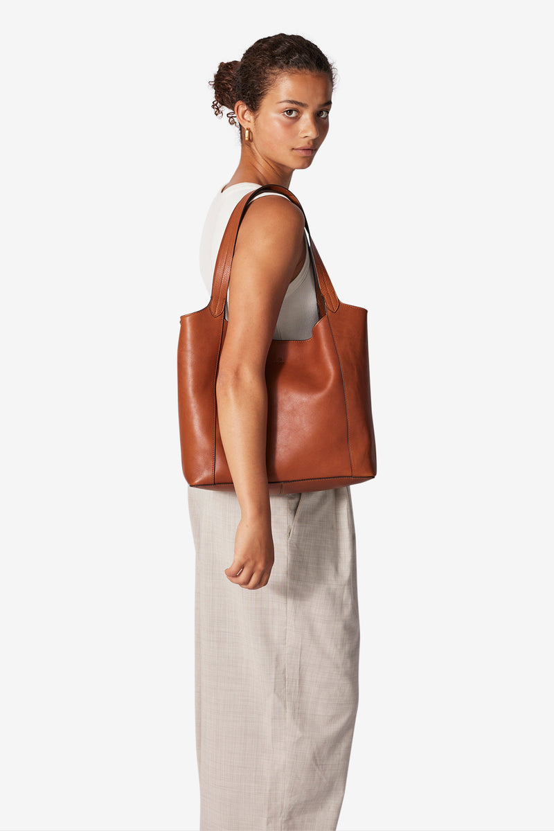 Portofino shopper Elsa Brown