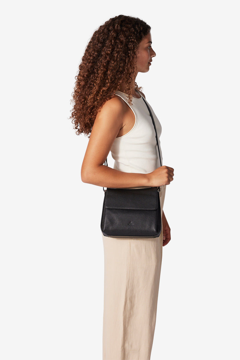 Cormorano shoulder bag Maiken Black