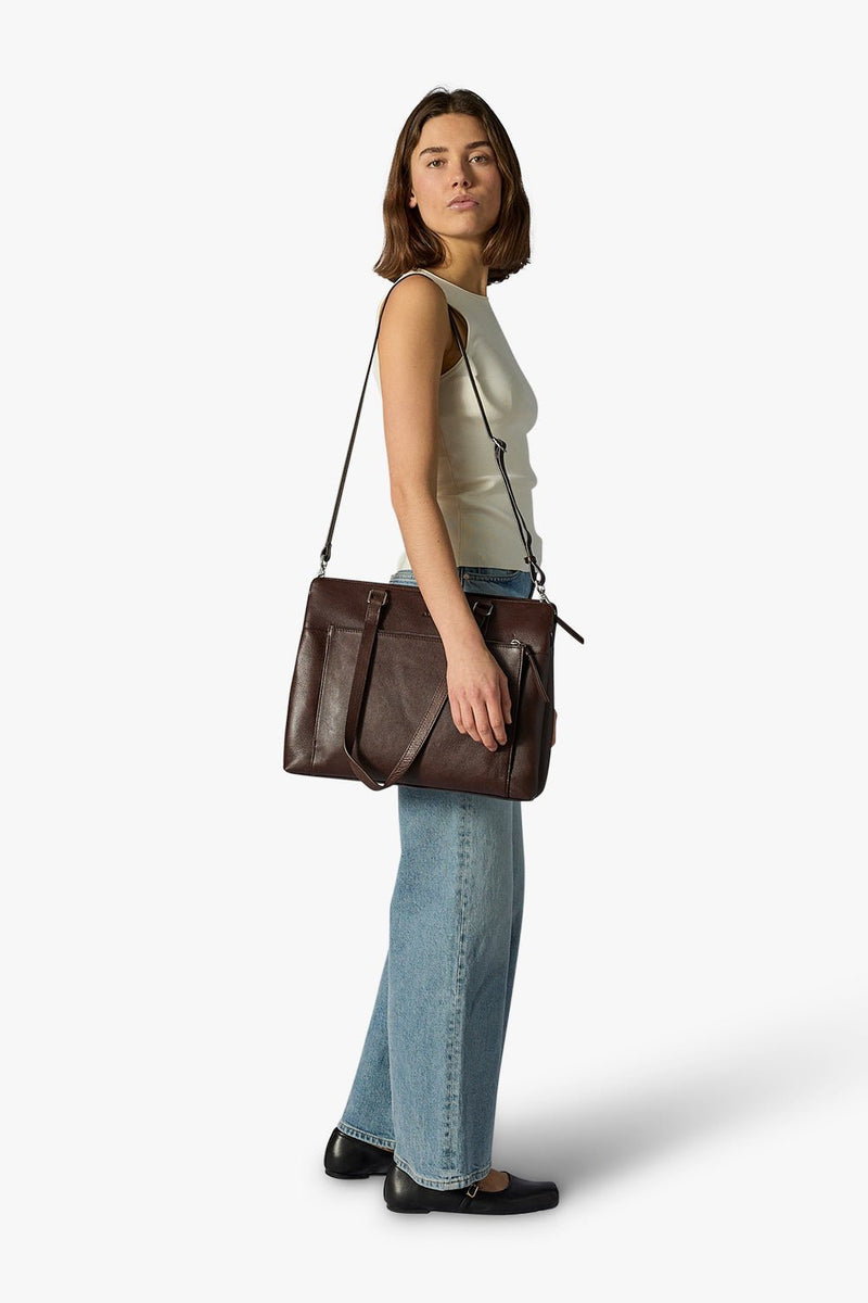 Bergamo working bag Lucca 14¨ Dark brown – Adax Shop
