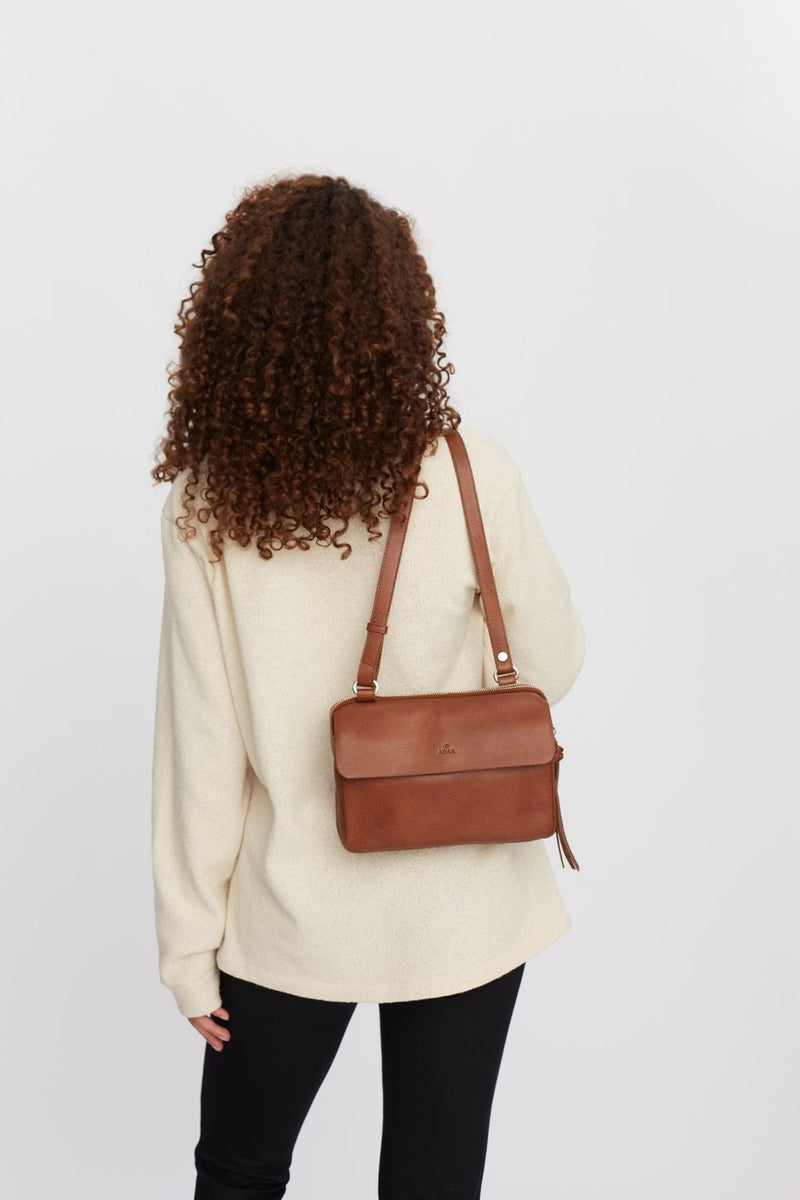 Brescia shoulder bag Lene Caramel