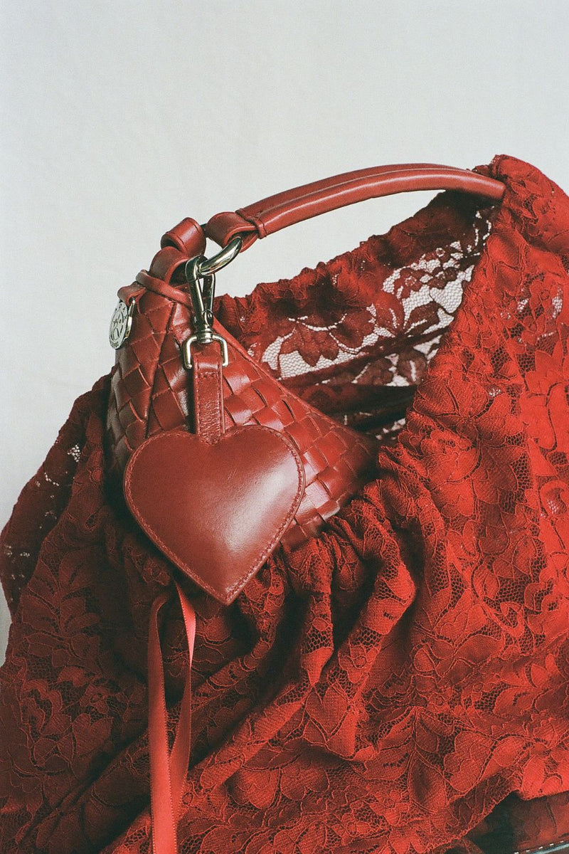 Gift Wrapping Burgundy