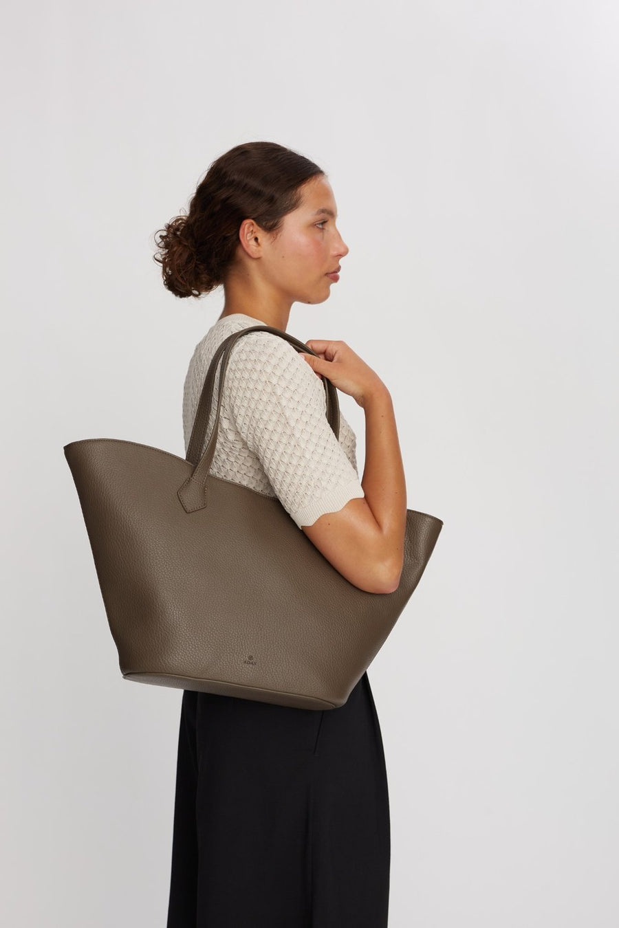 Hello I'm Vegan Angie Wood - Adax Shop - Shopper