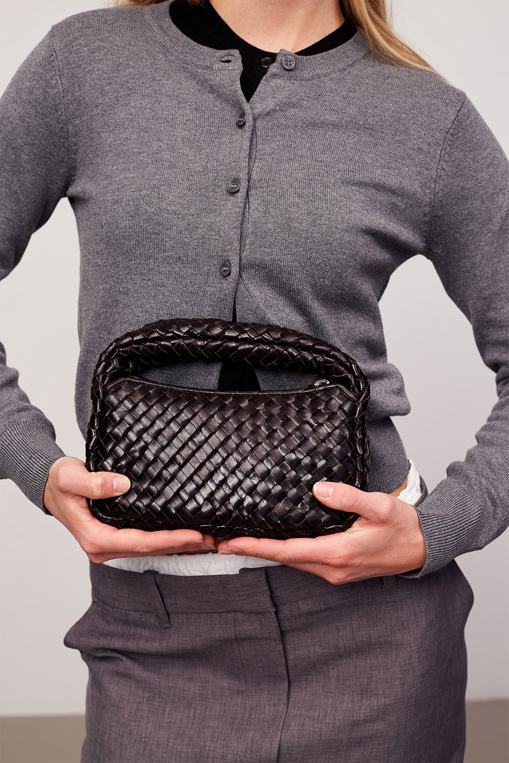 Salerno shoulder bag Madelaine Dark brown – Adax Shop