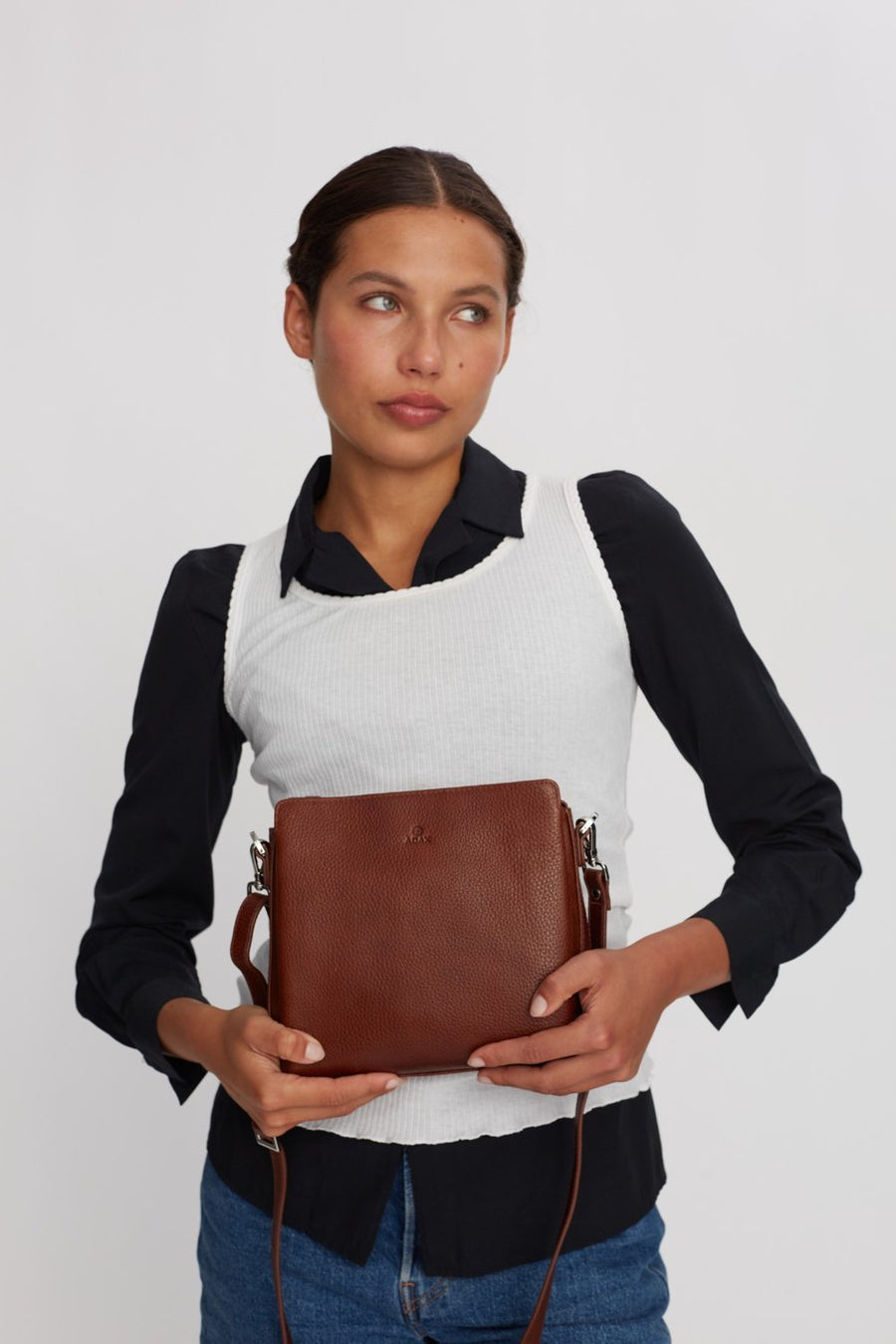 Cormorano shoulder bag Sia Walnut - Adax Shop - Tasker