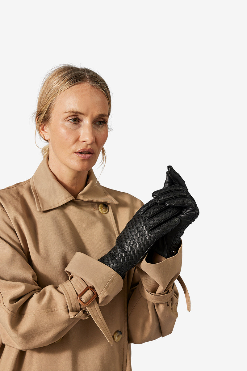 Adax glove Silke Black