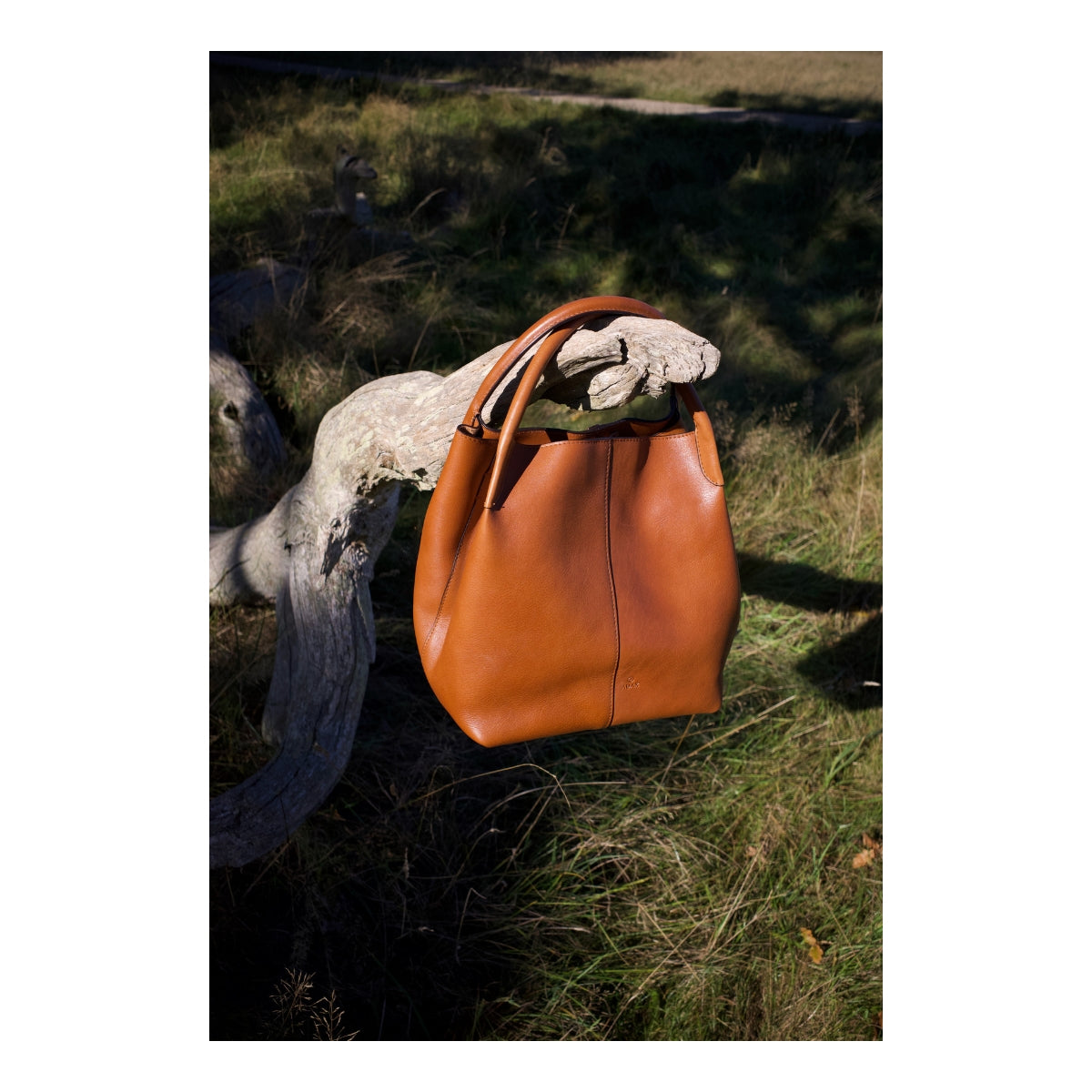 The Timeless Appeal of Brown Bags: A Wardrobe Essential