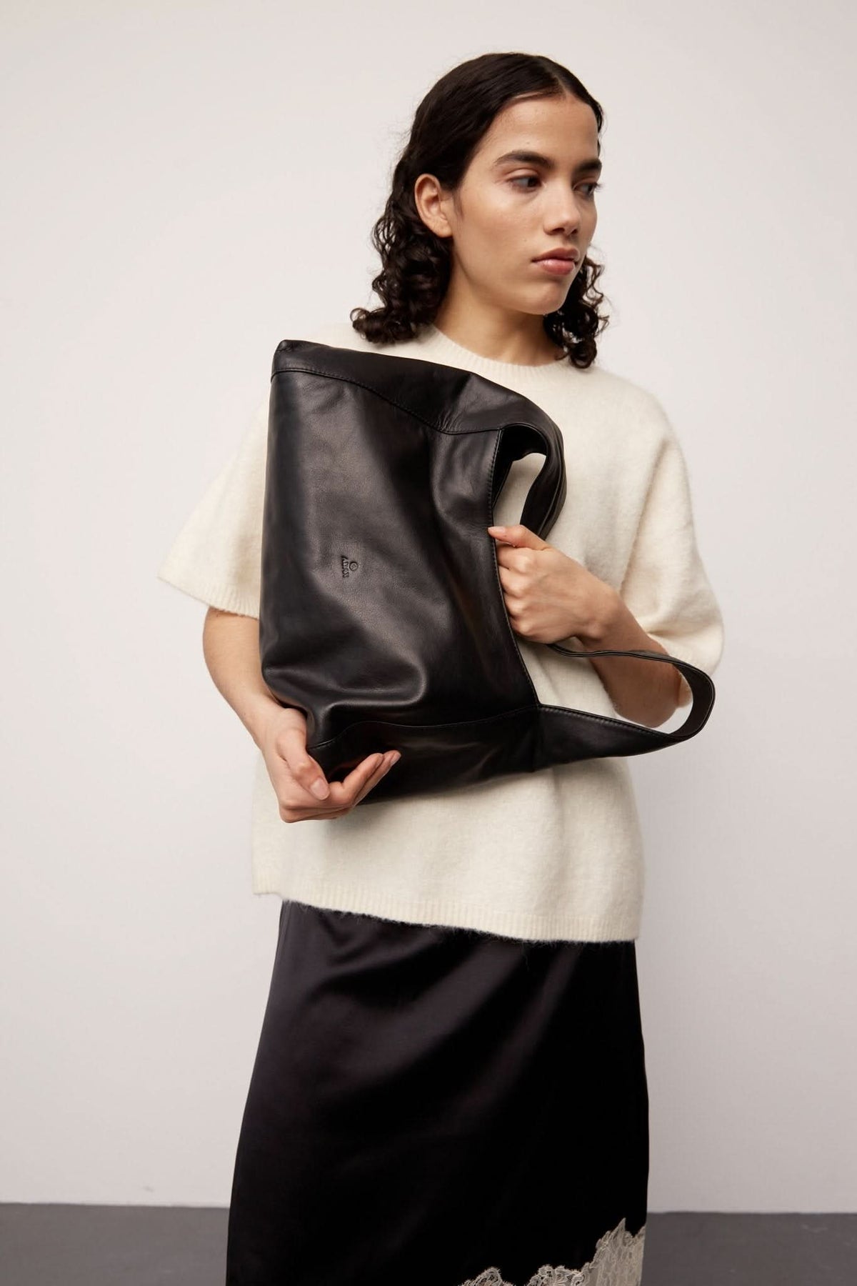 Vittoria shoulder bag Every Black – Adax Shop