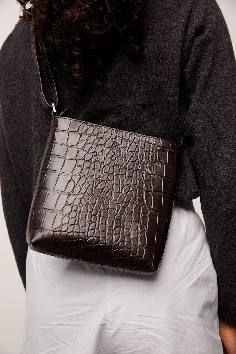 Teramo shoulder bag Sylvia Dark brown - Adax Shop - Tasker