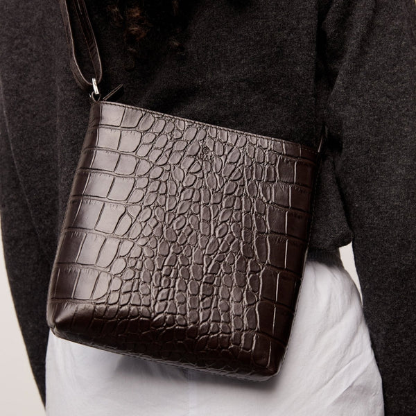 Teramo shoulder bag Sylvia Dark brown – Adax Shop