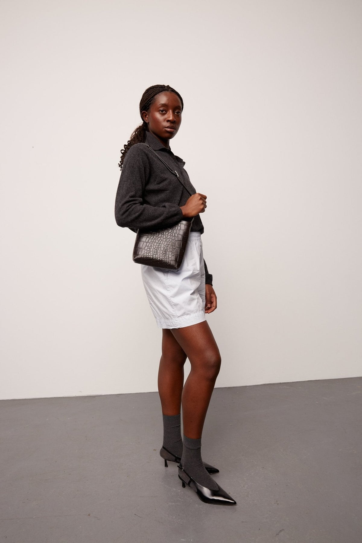 Teramo shoulder bag Sylvia Dark brown – Adax Shop